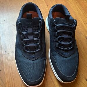 Wolf & Shepherd US Men’s 10.5 Crossover Victory Trainers (Navy Blue)